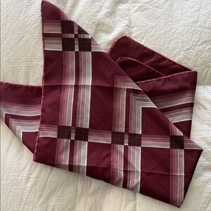 Vintage Women's Plum and White Scarf